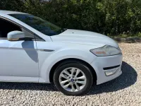 Used Ford Mondeo Zetec 140 HP (102 kW) 2011 White Hatchback