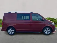 Used VW T6.1 Highline 150 HP (110 kW) 2022 Red Van