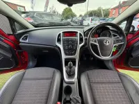 Used Vauxhall Astra GTC SRi 110 HP (80 kW) 2014 Red Hatchback
