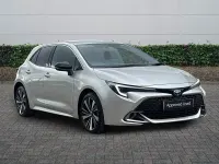 Used Toyota Corolla Design 140 HP (102 kW) 2025 Silver Hatchback