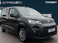 Used Citroën Berlingo Start 99 HP (72 kW) 2019 Black MPV