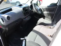 Używany Citroën Berlingo 100 kW (136 KM) 2020 Biały Minivan