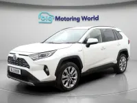 Second-hand Toyota RAV4 218 CP (160 kW) 2025 SUV