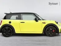 Used Mini John Cooper Works Hatch 228 HP (167 kW) 2022 Yellow Hatchback