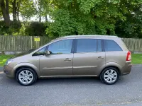 Used Vauxhall Zafira Design Edition 115 HP (84 kW) 2012 Bronze MPV