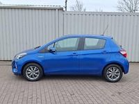 Used Toyota Yaris Hybrid 100 HP (73 kW) 2019 Blue Hatchback
