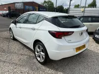 Second-hand Vauxhall Astra SRi 136 CP (100 kW) 2019 Alb Hatchback