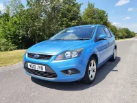 Used Ford Focus Zetec 2010 Blue Hatchback