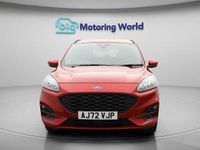 Usado Ford Kuga ST-Line 225 HP (165 kW) 2023 Vermelho SUV