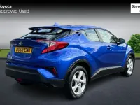 Used Toyota C-HR 122 HP (89 kW) 2019 Blue SUV