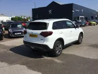 Nouă Suzuki Vitara 116 CP (85 kW) 2025 Alb SUV
