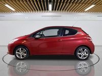 Used Peugeot 208 Allure 70 HP (51 kW) 2013 Red Hatchback