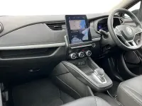 Used Renault Zoe Iconic 100 kW (136 HP) 2024 Hatchback