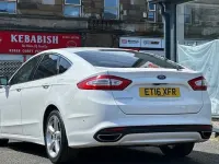 Used Ford Mondeo Titanium 180 HP (132 kW) 2016 White Hatchback