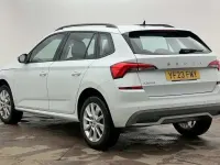 Used Skoda Kamiq SE 70 HP (51 kW) 2023 Moon white metallic SUV