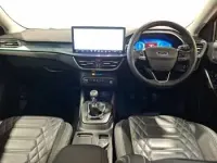 Used Ford Focus Active X 155 HP (114 kW) 2023 Red Estate