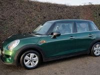 Used Mini ONE Hatch 102 HP (75 kW) 2017 Green Hatchback
