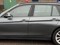 Used BMW 320 Efficient Dynamics 2017 Mineral grey Estate