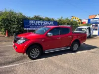 Used Mitsubishi L200 2017 Red Pickup