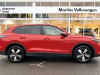 Used VW Tiguan Match 148 HP (108 kW) 2024 Red SUV