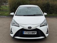 Used Toyota Yaris 2019 White Hatchback
