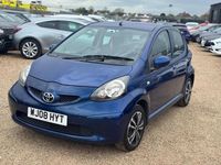 Used Toyota Aygo 67 HP (49 kW) 2008 Blue Hatchback