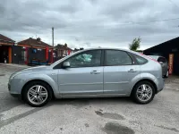 Used Ford Focus Ghia 2005 Silver Hatchback