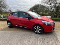 used Renault Clio IV 1.5 DYNAMIQUE S NAV DCI 5d 89 BHP