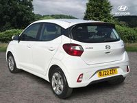 Used Hyundai i10 SE 65 HP (47 kW) 2022 White Hatchback