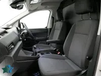 Usado VW Caddy 102 HP (75 kW) 2022 Branco Monovolume