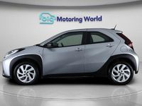 Used Toyota Aygo X PURE 72 HP (52 kW) 2023 Silver SUV