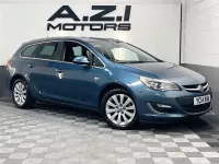 Second-hand Vauxhall Astra Elite 165 CP (121 kW) 2014 Albastru Break