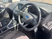 Used Ford Focus Zetec 125 HP (91 kW) 2015 White Hatchback