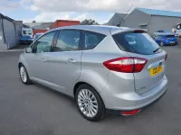 Käytetty Ford C-MAX Titanium 2011 Hopea Tila-auto