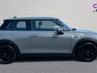 Used Mini ONE Classic 102 HP (75 kW) 2021 Grey Hatchback