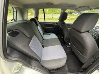 Used Ford Fusion Zetec 68 HP (50 kW) 2010 Silver Hatchback