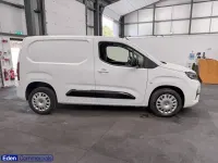 Used Vauxhall Combo S 130 HP (95 kW) 2024 White MPV