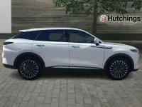 Used Omoda 9 537 HP (394 kW) 2025 White SUV