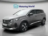 Usado Peugeot 5008 GT 130 HP (95 kW) 2021 Cinzento SUV