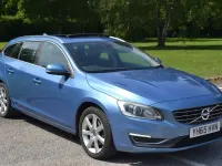 Usado Volvo V60 SE Lux 2015 Azul Carrinha