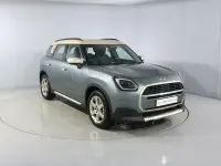 Używany Mini Countryman Exclusive 170 KM (125 kW) 2025 Zielony SUV