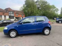 Używany VW Fox 55 KM (40 kW) 2006 Niebieski Hatchback