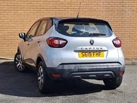 Second-hand Renault Captur Play 90 CP (66 kW) 2019 Argintiu SUV