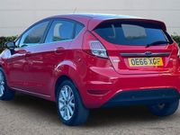 Used Ford Fiesta Titanium 125 HP (91 kW) 2017 Red Hatchback