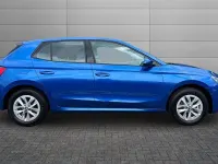 Novo Skoda Fabia SE 116 HP (85 kW) 2026 Azul Citadino