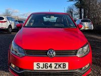 Used VW Polo SE 60 HP (44 kW) 2015 Red Hatchback