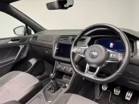 Usado VW Tiguan Allspace R-line 150 HP (110 kW) 2020 Cinzento SUV
