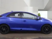 Used Honda Civic Sport 100 HP (73 kW) 2016 Blue Hatchback