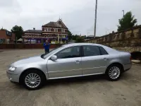 Used VW Phaeton 221 HP (162 kW) 2006 Silver Sedan