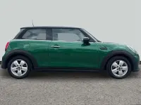 Used Mini Cooper Classic 134 HP (98 kW) 2023 Green Hatchback